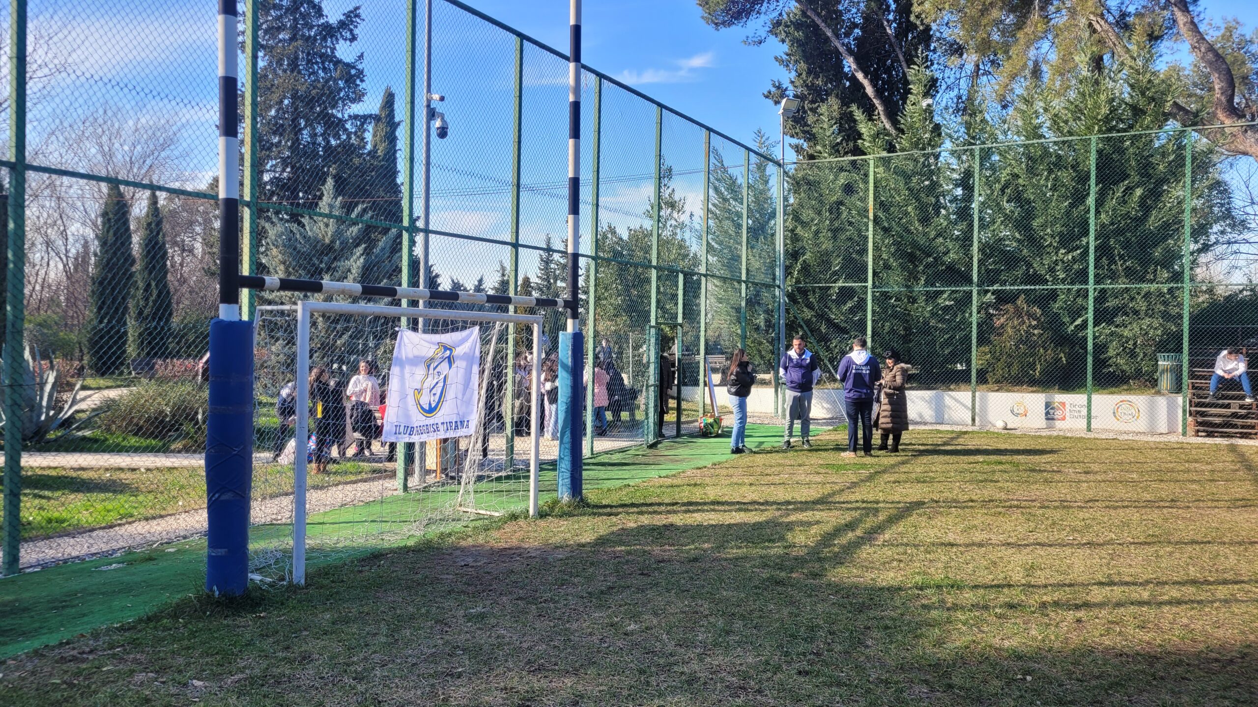 Un rugby albanais naissant en quête de moyens