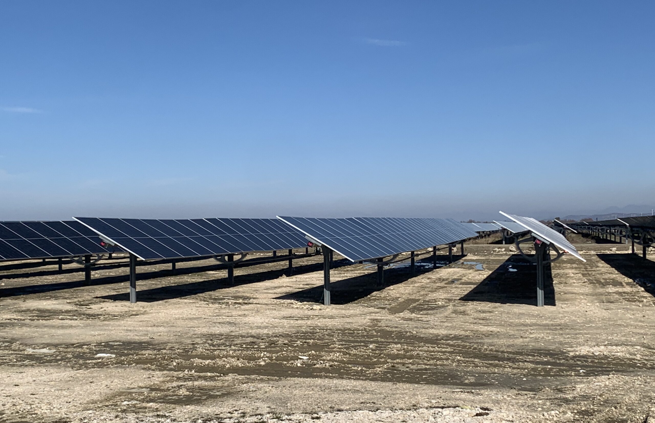 Avec la centrale de Karavasta, l’énergie solaire s’invite dans le mix énergétique Albanais